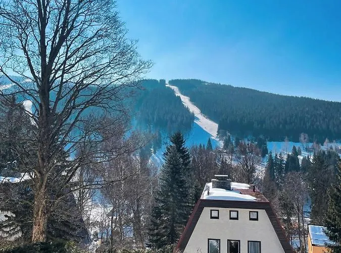 Na Skále Close To Center&ski Lift *